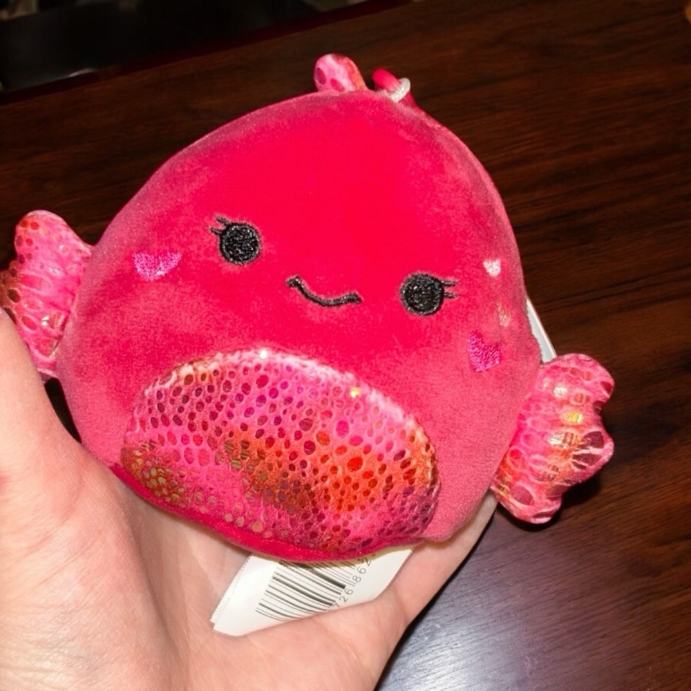 Barella (Hearts)
the Betta Fish Valentine’s 2025 Original Squishmallows Clip